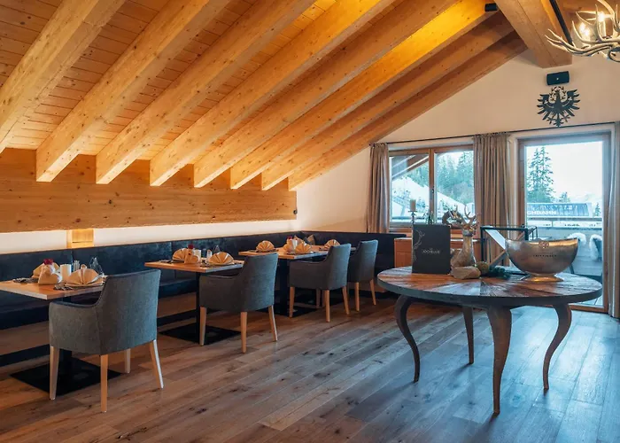 Das Jochelius - Ski-In & Ski-Out - Mountain Hideaway